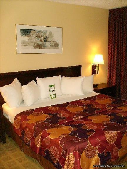 Americas Best Value Inn & Suites Extended Stay - טולסה חדר תמונה