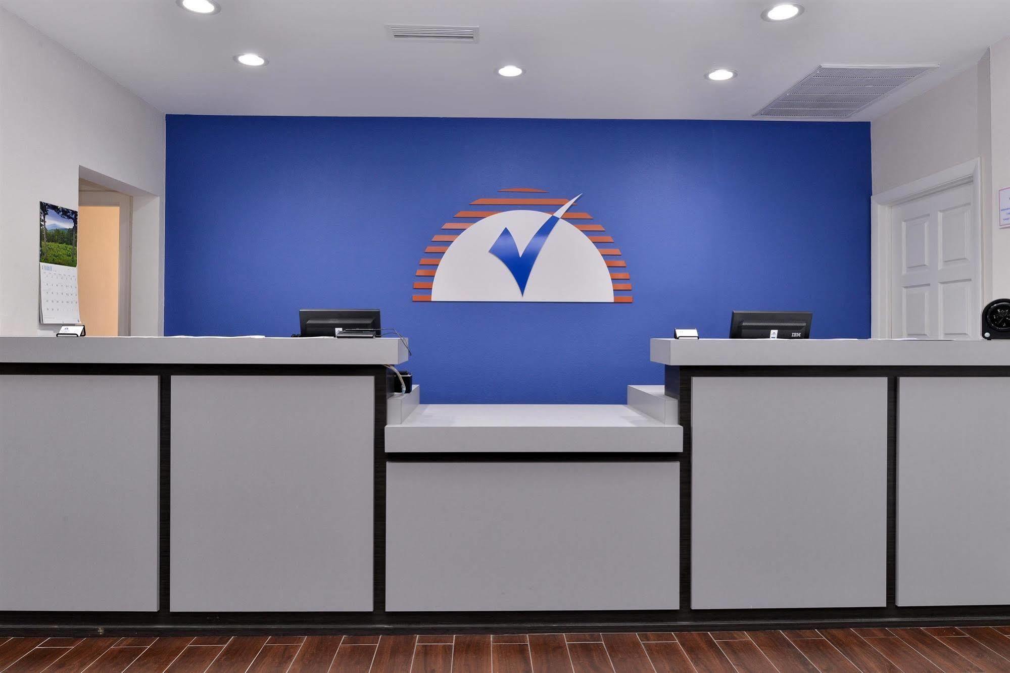 Americas Best Value Inn & Suites Extended Stay - טולסה מראה חיצוני תמונה