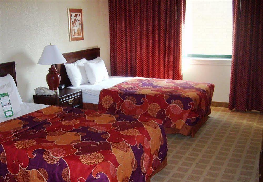 Americas Best Value Inn & Suites Extended Stay - טולסה מראה חיצוני תמונה